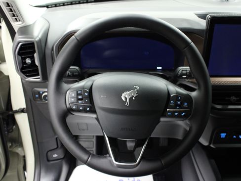 New 2025 Ford Bronco Sport Outer Banks w/ Outer Banks Tech Package+ image 17