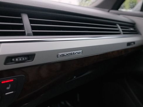 Used 2018 Audi Q7 2.0T Premium image 19