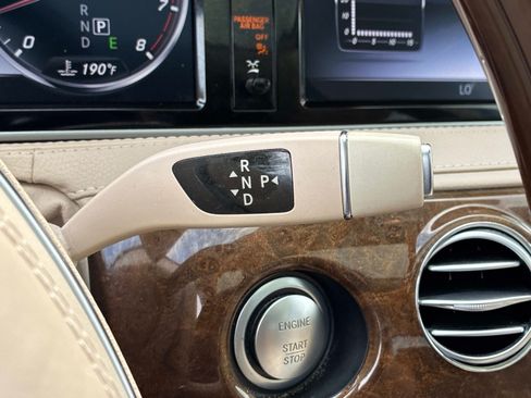 Used 2017 Mercedes-Benz S 550 4MATIC Sedan image 36