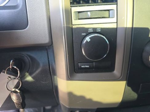 Used 2011 RAM 1500 Express AWD/4WD image 21
