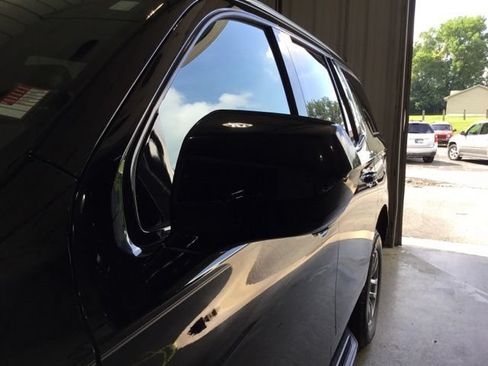 Used 2023 Chevrolet Tahoe LS AWD/4WD image 11