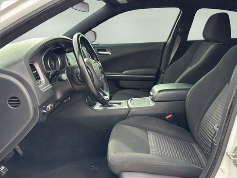Used 2023 Dodge Charger SXT RWD image 17
