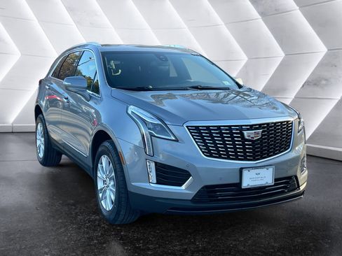 New 2026 Cadillac XT5 Luxury image 8