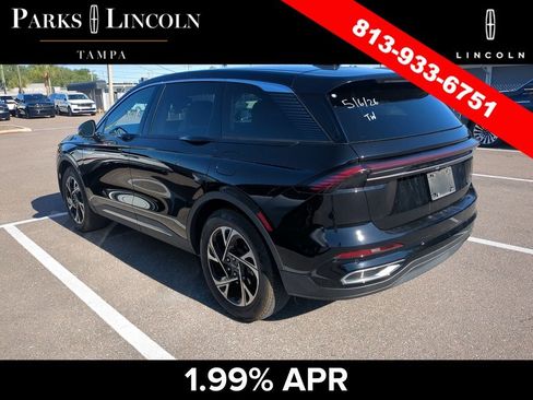 Certified 2025 Lincoln Nautilus Premier AWD/4WD image 6