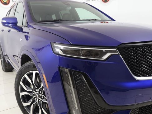 Used 2023 Cadillac XT6 Sport w/ Platinum Package image 19