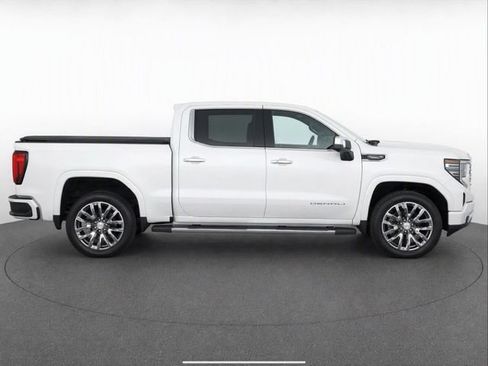 Used 2024 GMC Sierra 1500 Denali w/ Denali Reserve Package AWD/4WD image 8