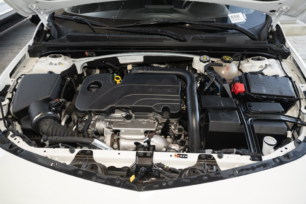 Used 2023 Chevrolet Malibu LT FWD image 15