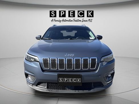 Used 2021 Jeep Cherokee Latitude Plus w/ Mopar Interior Package AWD/4WD image 8
