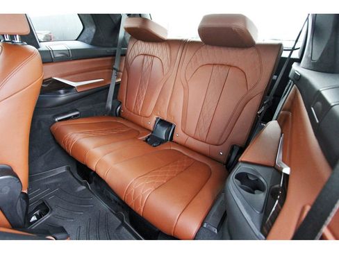 Used 2020 BMW X7 M50i AWD/4WD image 13