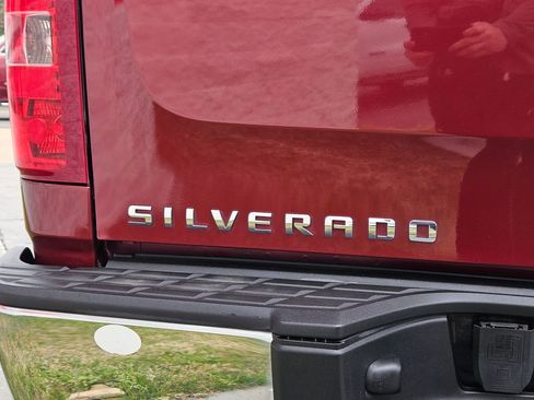 Used 2013 Chevrolet Silverado 1500 LT image 28