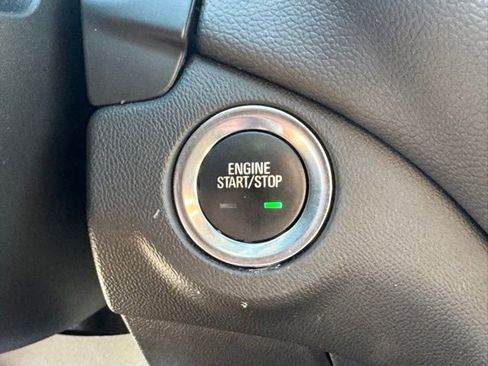 Used 2022 Chevrolet Equinox LT AWD/4WD image 26