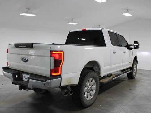 Used 2017 Ford F250 Lariat w/ Lariat Ultimate Package image 9