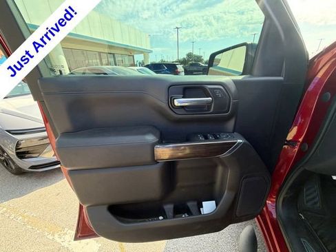 Used 2022 Chevrolet Silverado 1500 RST w/ LPO, Blackout Package AWD/4WD image 28