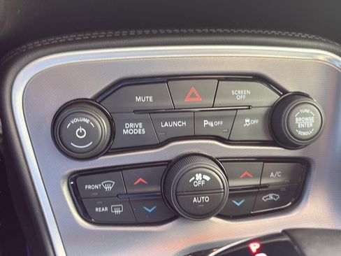 Used 2020 Dodge Challenger R/T Scat Pack w/ Plus Package RWD image 18