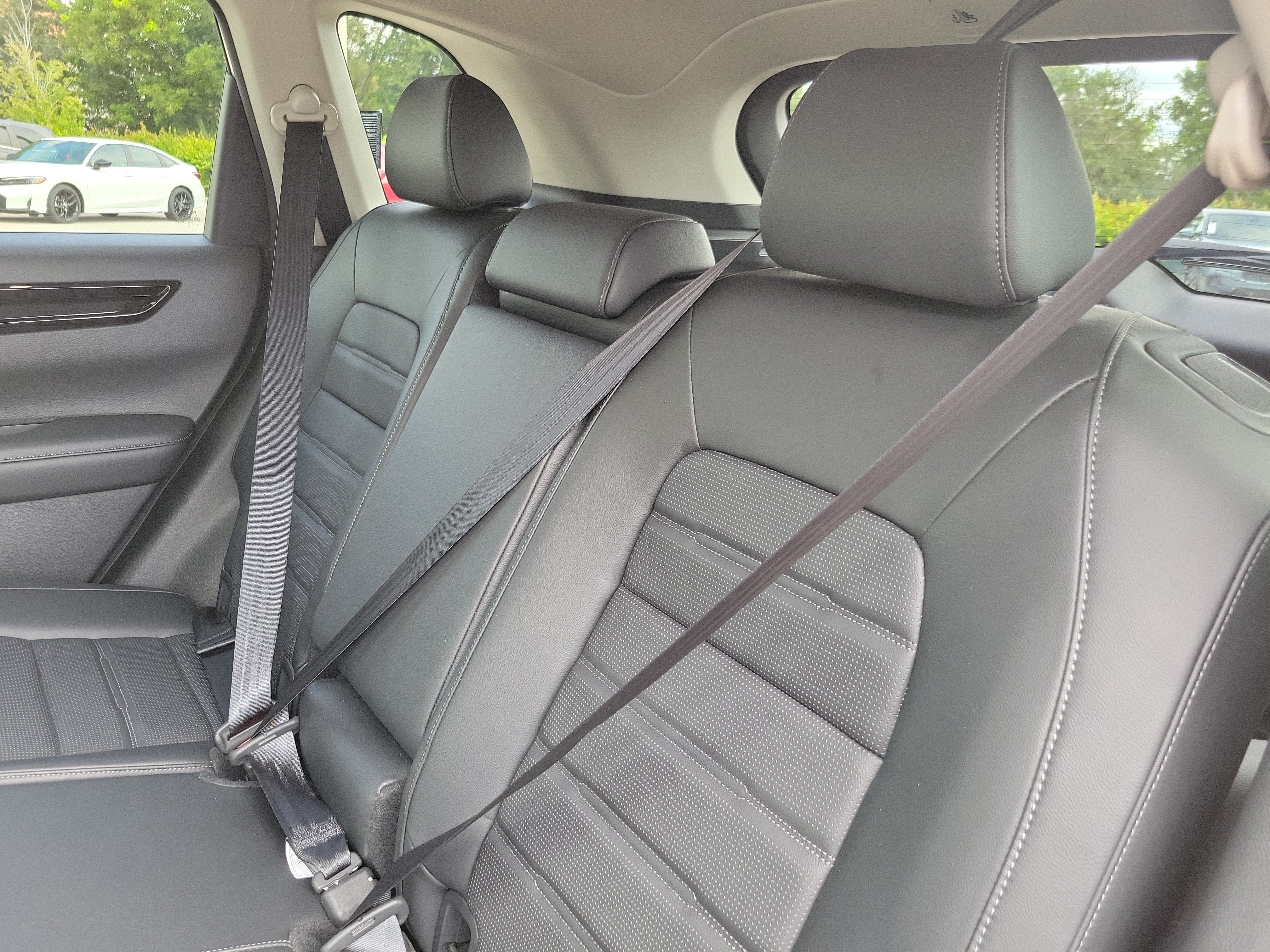 Used 2024 Honda CR-V EX-L image 13