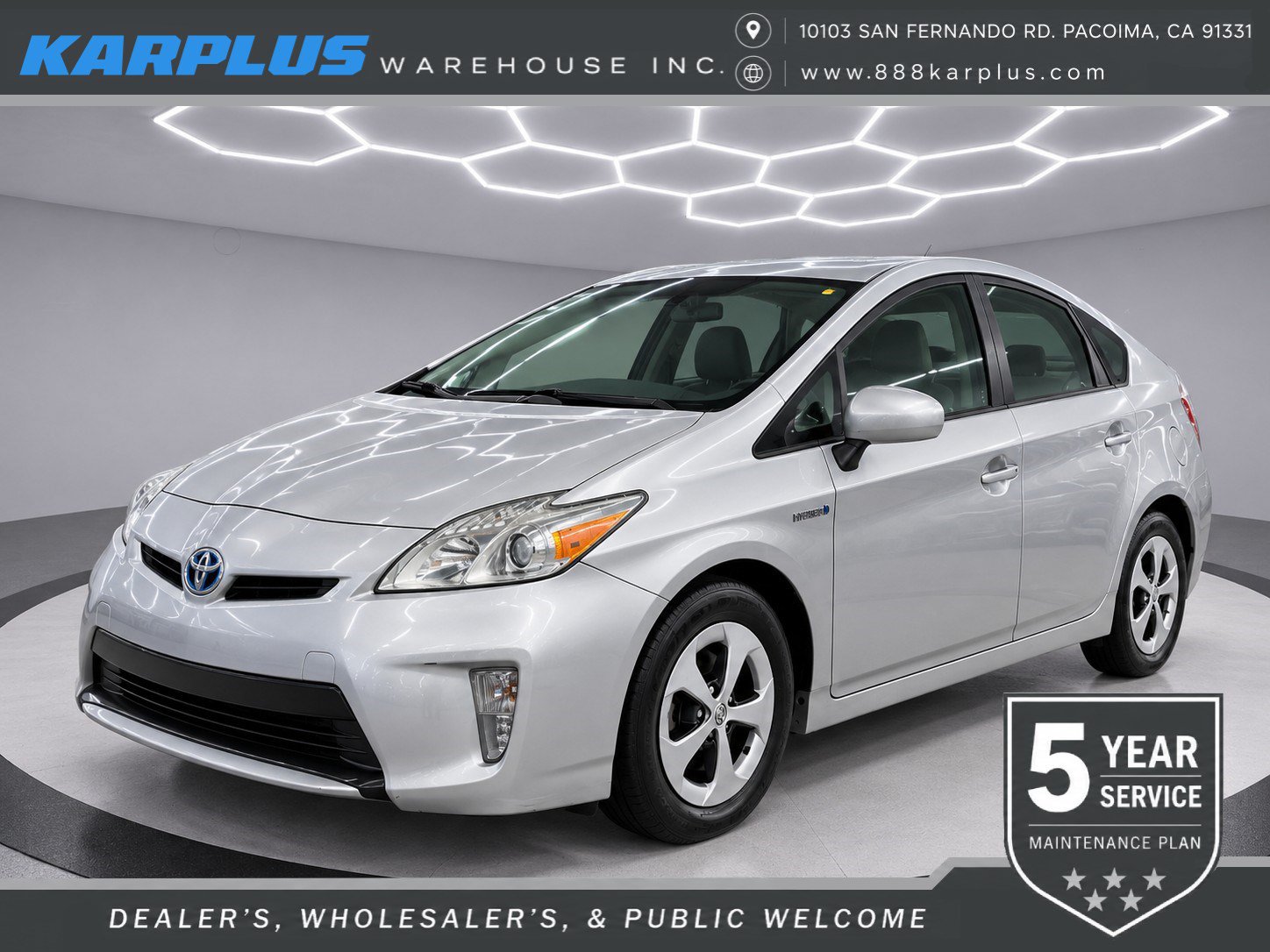 Used 2015 Toyota Prius Two FWD image 1
