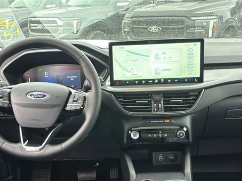 New 2026 Ford Escape SE image 7