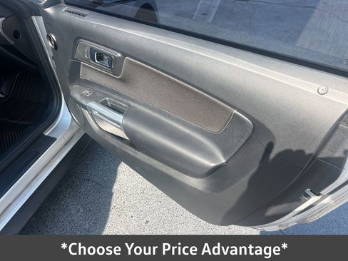 Used 2015 Ford Mustang Coupe image 14