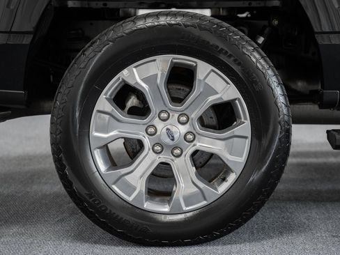 Certified 2022 Ford F150 Platinum w/ Equipment Group 701A High image 27