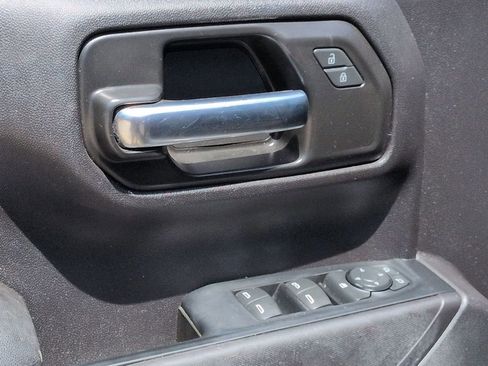 Used 2023 Chevrolet Silverado 1500 Custom AWD/4WD image 9