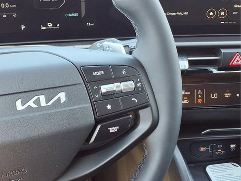 New 2026 Kia Sportage SX Prestige AWD/4WD image 11
