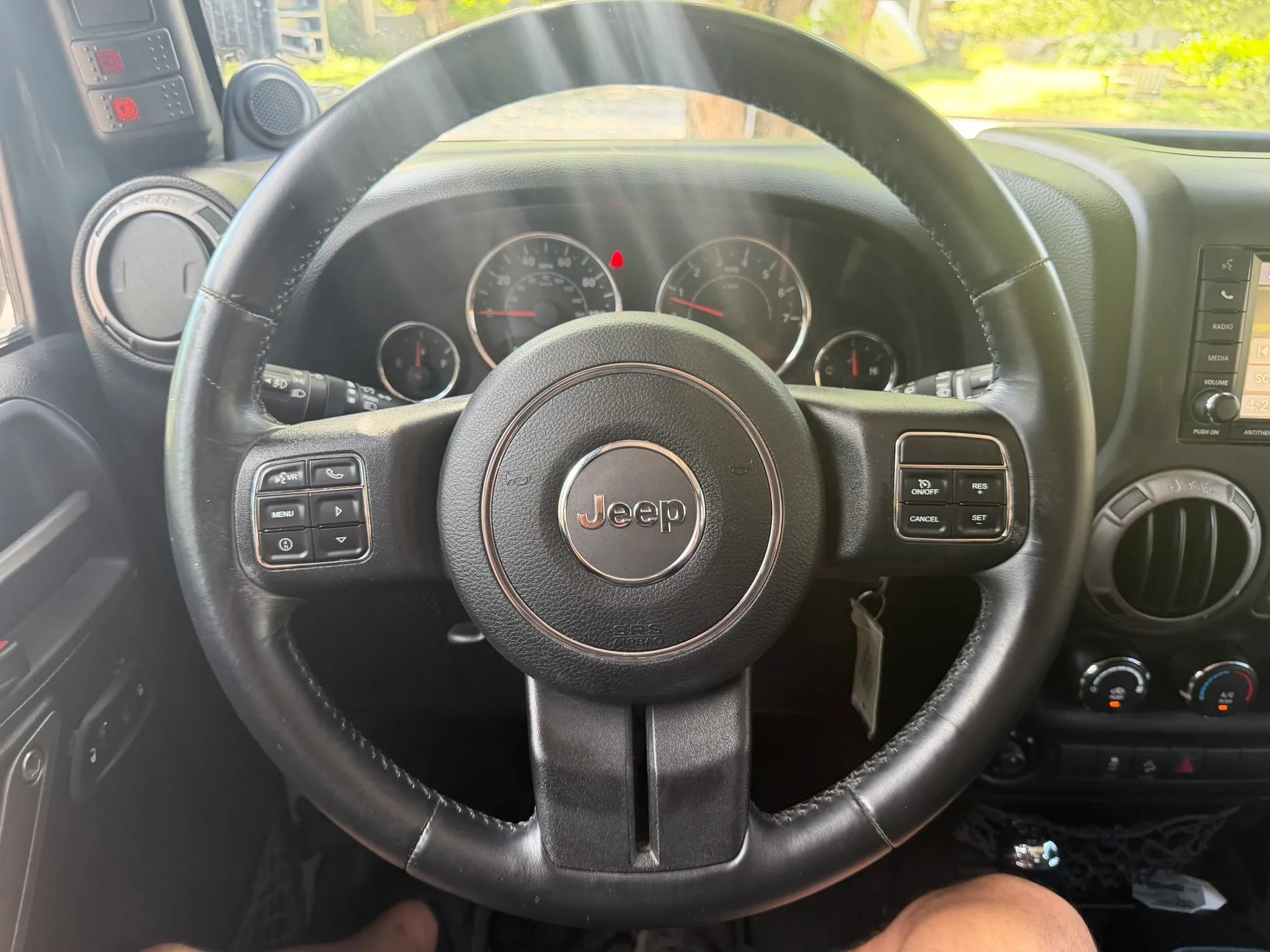 Used 2014 Jeep Wrangler Unlimited Sport w/ Quick Order Package 24S AWD/4WD image 15