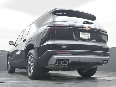 Certified 2026 Chevrolet Traverse LT FWD image 39