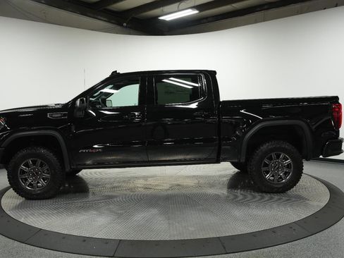 New 2026 GMC Sierra 1500 AT4X image 4