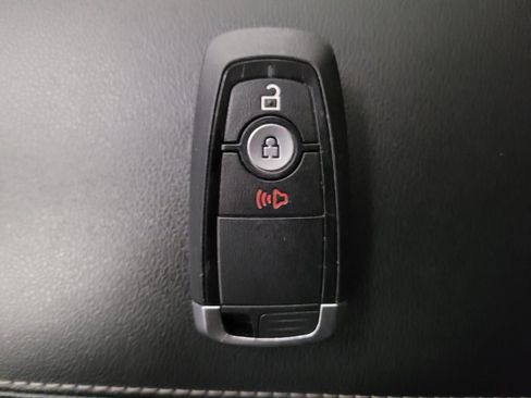 Used 2021 Ford Escape SE FWD image 32