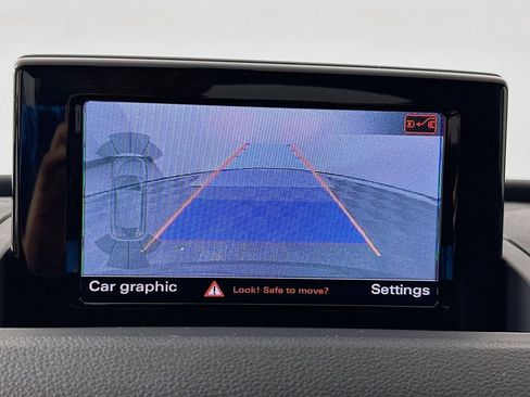 Used 2018 Audi Q3 2.0T Premium w/ Convenience Package image 13