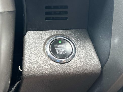 Used 2020 Ford Expedition XLT w/ Equipment Group 201A RWD image 37