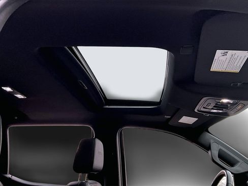 Used 2021 GMC Sierra 1500 AT4 w/ AT4 Premium Package image 15