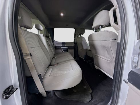 Used 2017 Ford F150 XLT RWD image 24