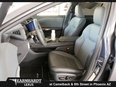 Used 2025 Lexus RZ 450e image 2