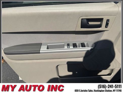 Used 2012 Ford Escape XLT AWD/4WD image 23