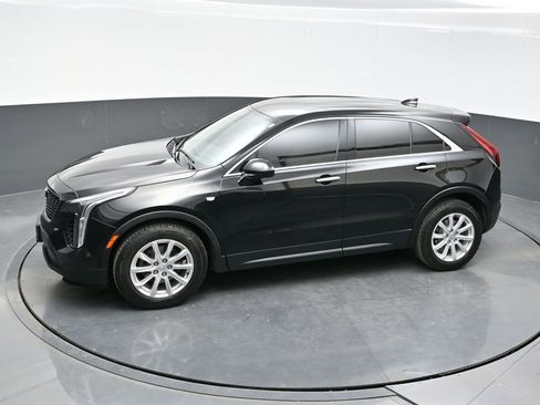 Used 2019 Cadillac XT4 Luxury w/ Cold Weather Package FWD image 35