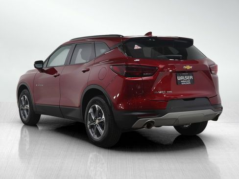 Used 2024 Chevrolet Blazer LT image 3