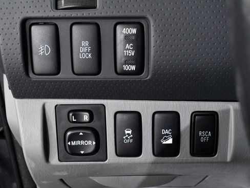 Used 2011 Toyota Tacoma 4x4 Double Cab image 31