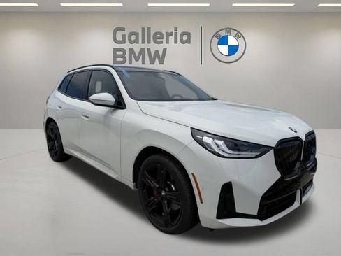 Certified 2026 BMW X3 xDrive30i w/ M Sport Package AWD/4WD image 4