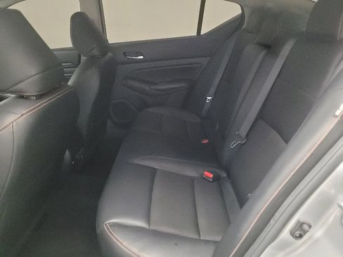 Used 2022 Nissan Altima 2.5 SR FWD image 18