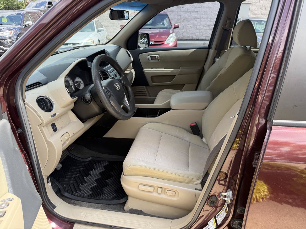 Used 2011 Honda Pilot EX image 6