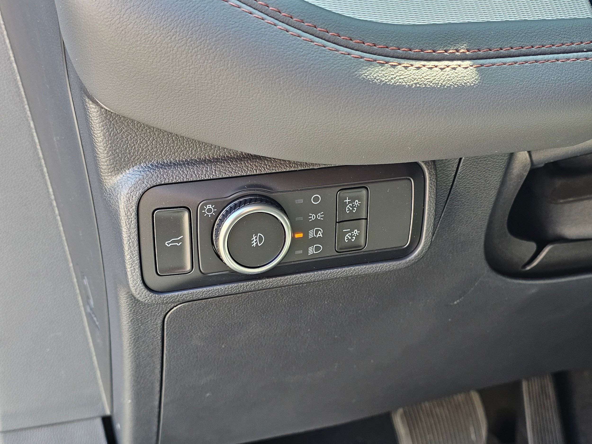 New 2026 Ford Explorer Active w/ Active Comfort Package AWD/4WD image 18