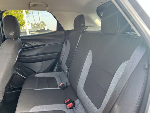 Used 2025 Chevrolet TrailBlazer LT image 25