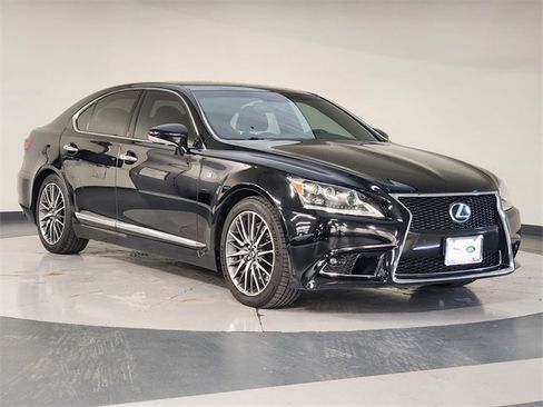 Used 2015 Lexus LS 460 image 6