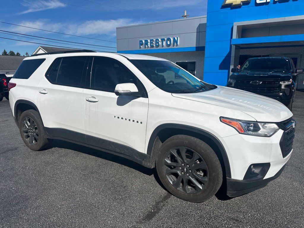 Used 2021 Chevrolet Traverse RS AWD/4WD image 2