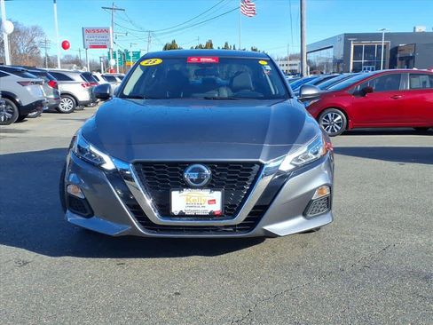 Certified 2022 Nissan Altima 2.5 SV image 2