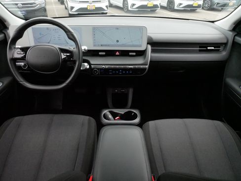 Used 2024 Hyundai Ioniq 5 SEL AWD/4WD image 12