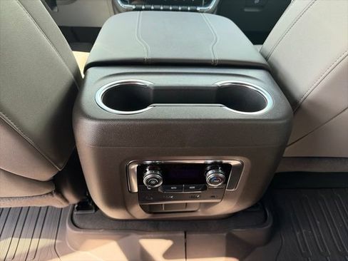New 2026 GMC Yukon Elevation w/ Elevation Premium Package AWD/4WD image 15