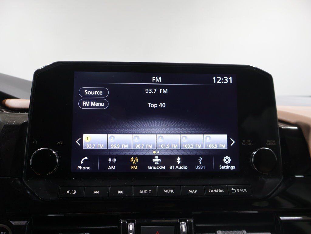 Used 2022 Nissan Pathfinder Platinum w/ Cargo Package AWD/4WD image 28
