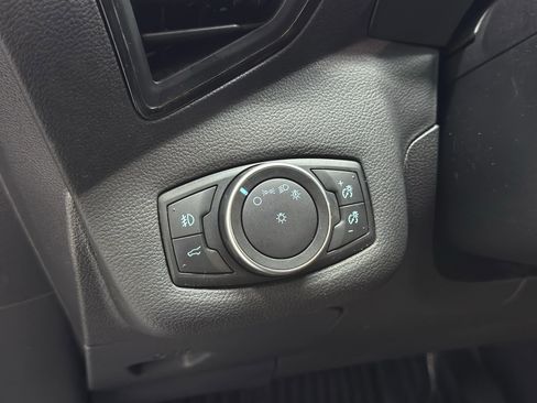 Used 2018 Ford Escape Titanium image 35